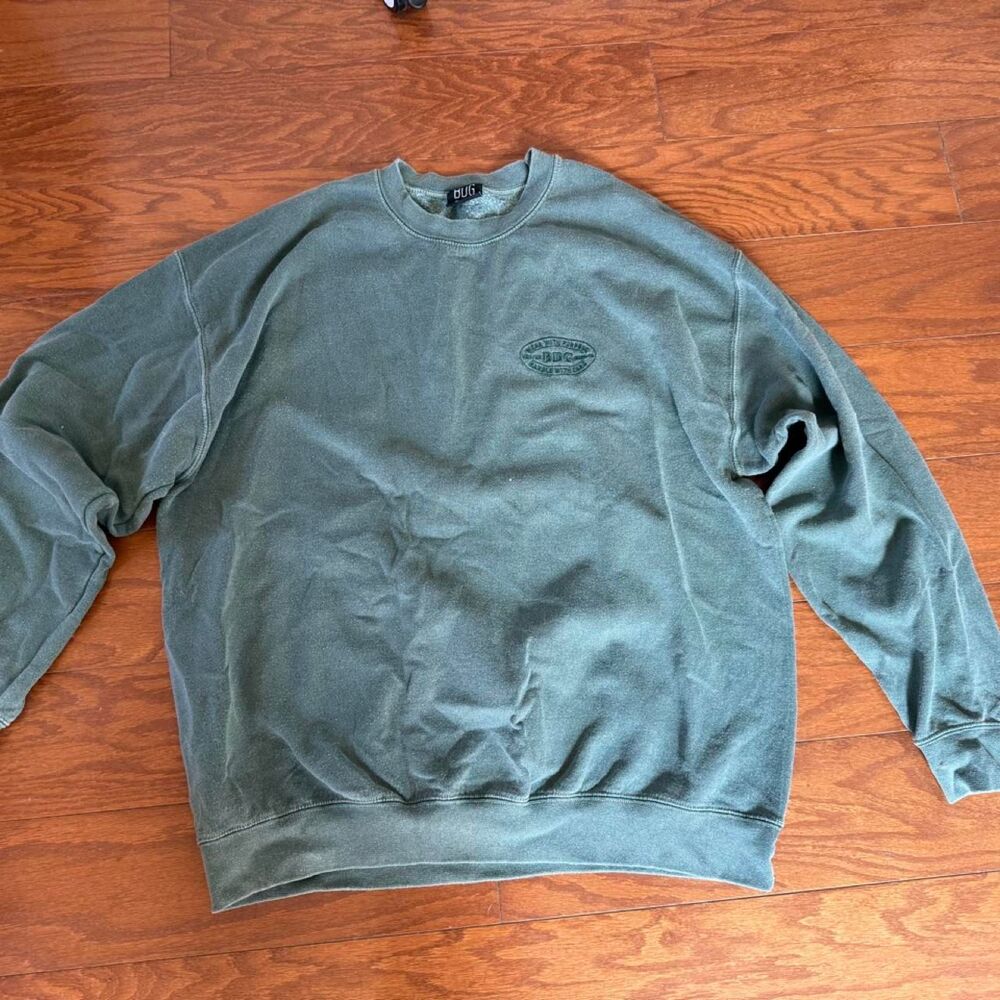Bdg Men's Green and Khaki Sweatshirt